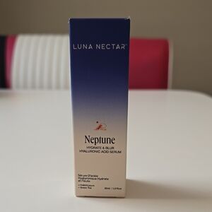 Neptune Hydrate & Blur Hyaluronic Acid Serum